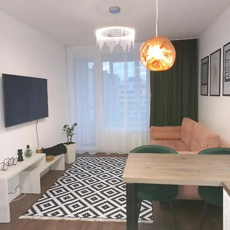 Vip Greenville Apartment Львов Экстерьер фото